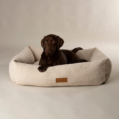 Scruffs Premium Luxury Bedding Collection - Plush Comfort Ultra Soft Cushioned Beds for Dogs & Cats Machine Washable